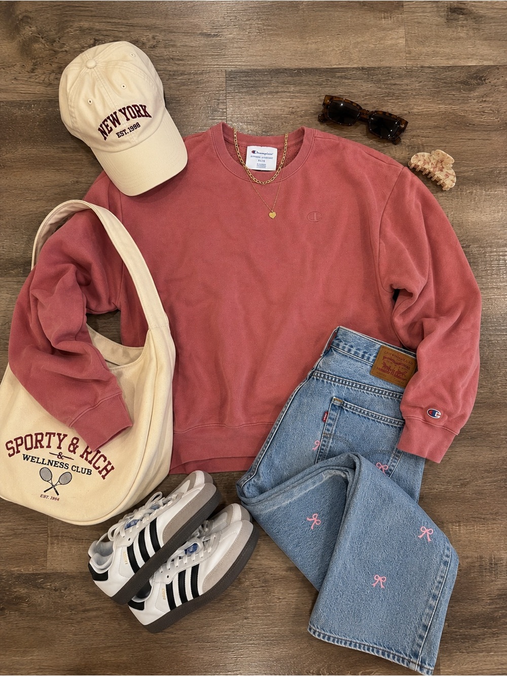 Champion Crewneck Sweatshirt in Dusty Rose Pink